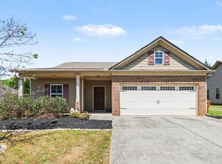 12 Miles Dr SE, Cartersville, GA 30120