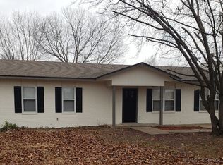 519 Timberlane St, Skiatook, OK 74070