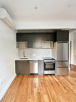 Rented by Cityside Rentals Corp | media 2