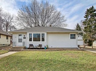 7024 43rd Ave, Kenosha, WI 53142