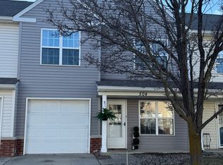 504 Elkhart Dr, Westfield, IN 46074