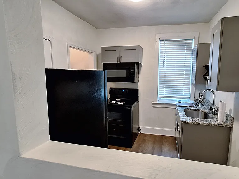 Kitchen Passthrough