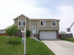 1116 Shawnee Rd, Papillion, NE 68046