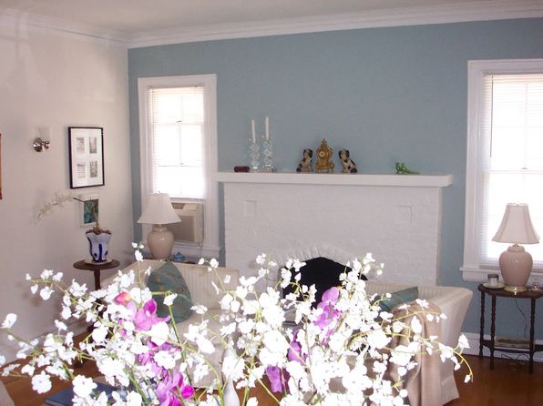 458 Winnetka Rd #202