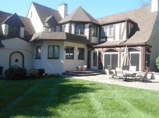 824 E Schantz Ave, Oakwood, OH 45419