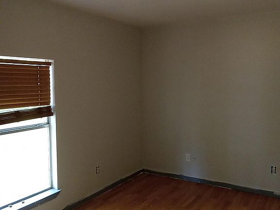 2nd image of 6360 Oak Knoll Rd