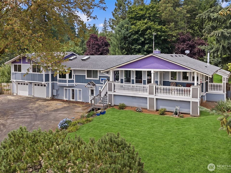 1st image of 115 Riverview Drive
