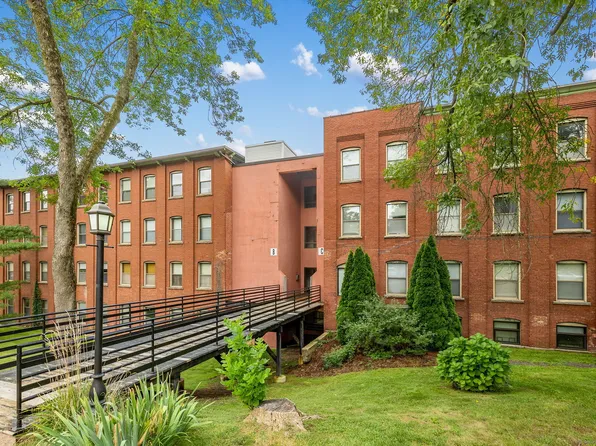 222 Williams Street East APT 322, Glastonbury, CT 06033