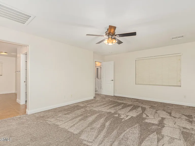 3031 E Harrison St — Photo 17