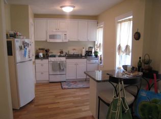 5-7 Fleet St #3R, Boston, MA 02113