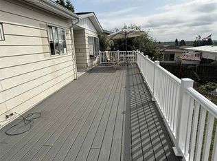 8450 Treevue Rd, Blaine, WA 98230