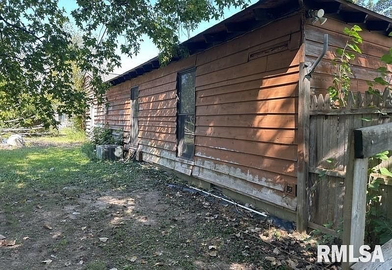 902 Old Creal Springs Rd, Marion, IL 62959 Zillow