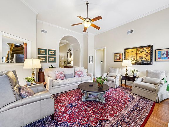 4th image of 1077 Dunnavant Pl
