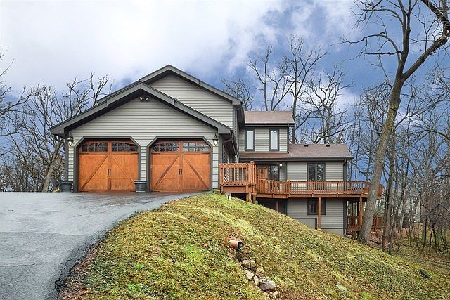 1st image of 520 Holly Lynn Dr