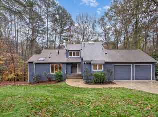 1611 Skye Dr, Chapel Hill, NC 27516