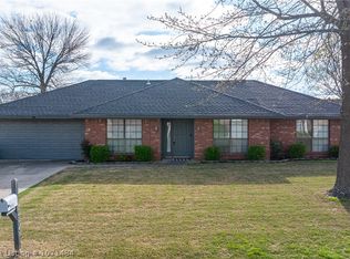 2805 S 96th St, Fort Smith, AR 72903