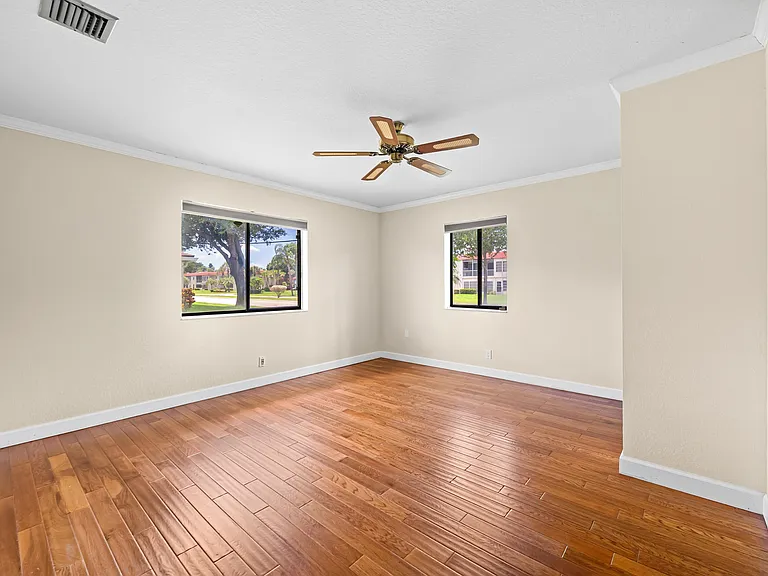 6673 Moonlit Dr — Photo 18