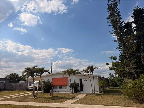 21530 Meehan Ave Photo 1
