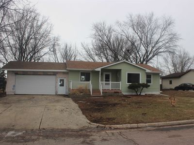 108 W Alton Ave, Flandreau, SD, 57028