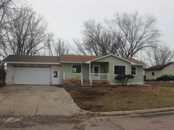 108 W Alton Ave, Flandreau, SD 57028