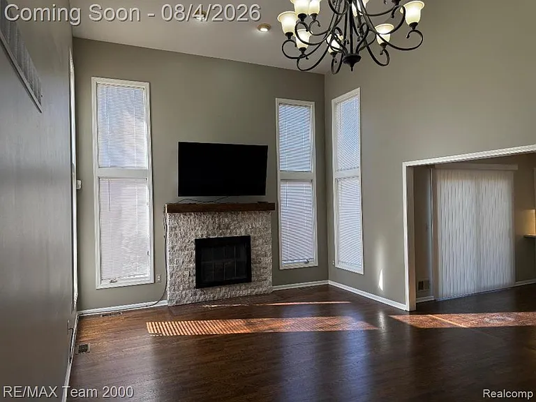 45457 Indian Creek Dr — Photo 3