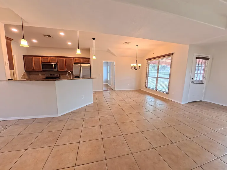 14 Burnham Dr — Photo 10