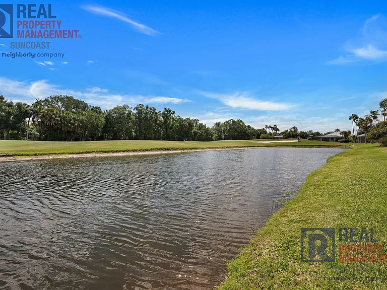 652 Planters Manor Way — Photo 47