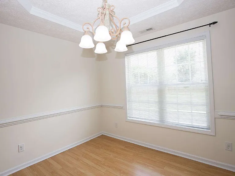 106 Harvest Ln — Photo 12