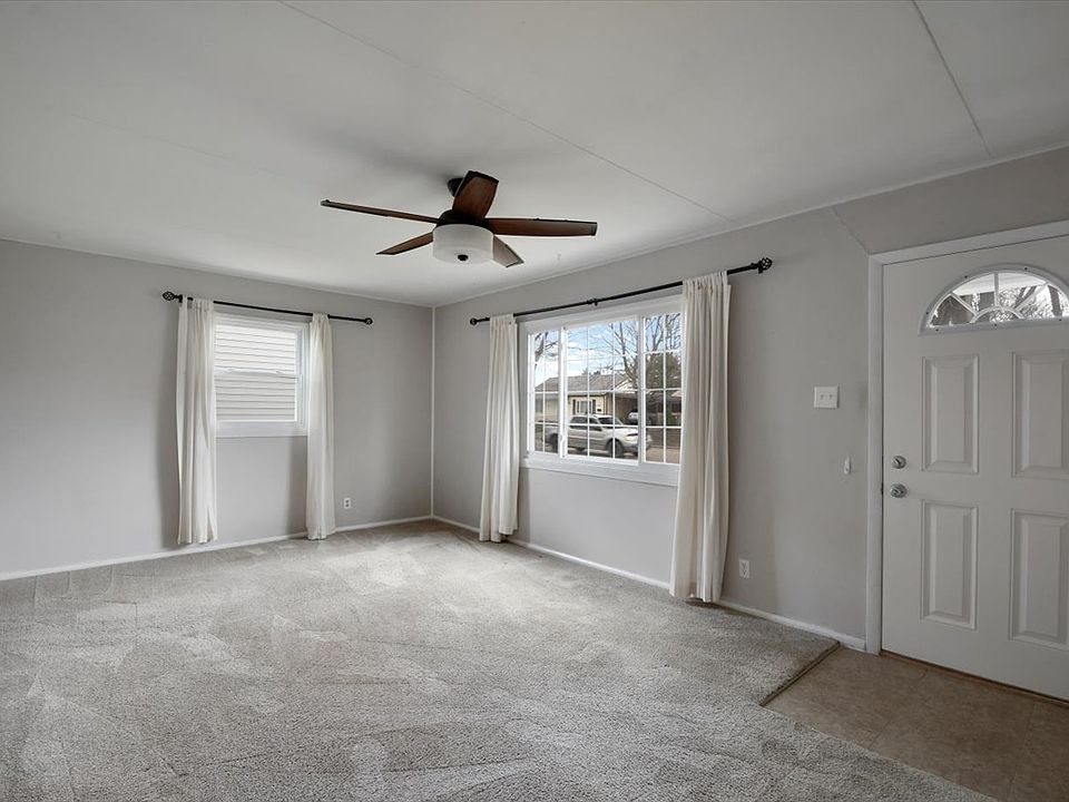 1120 Fairlawn Dr, Rantoul, IL 61866 Zillow