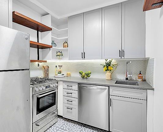 2nd image of 345 E 73rd St APT 5-E