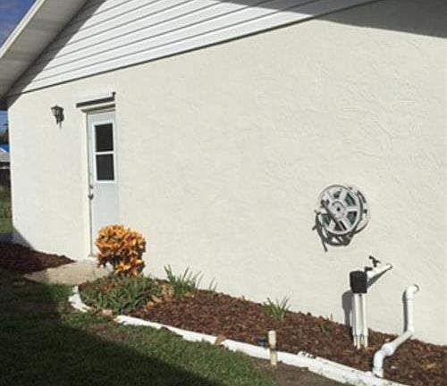 2nd image of 1912 Travelers Palm Dr