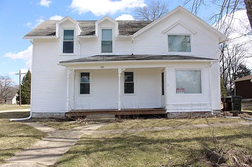 180 Martin St #1 Photo 1
