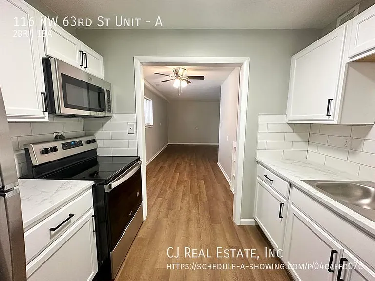 116 W 63rd St #A — Photo 6