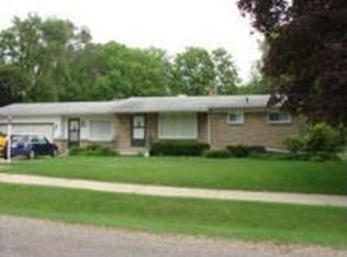 1376 Franklin St, Haslett, MI 48840
