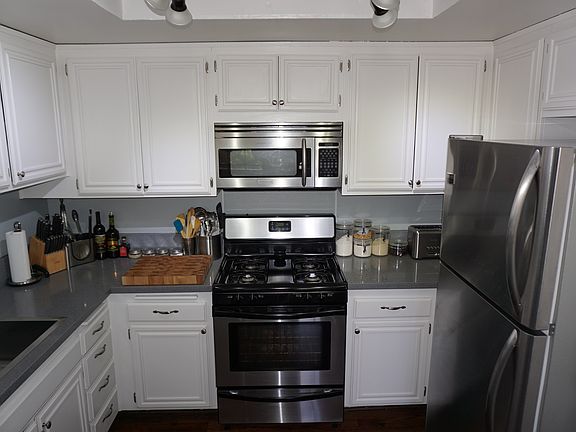 4th image of 7625 Jordan Ave Unit 46