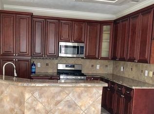 12123 Shadowhollow Dr, Houston, TX 77082
