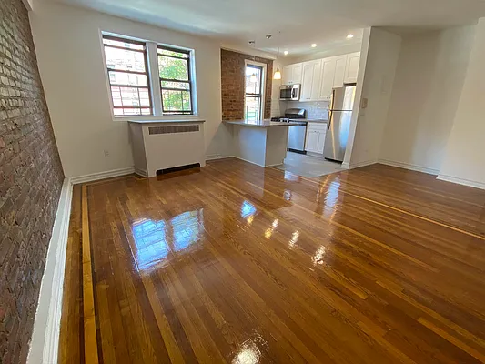 Rented by Voro New York | media 62