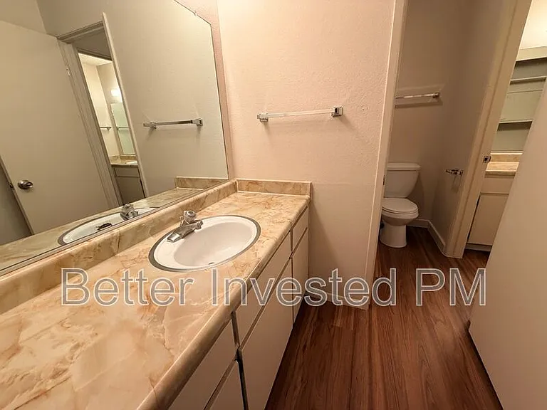 976 Marlene St — Photo 6