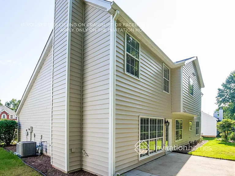 2715 Denian Ct NW — Photo 17