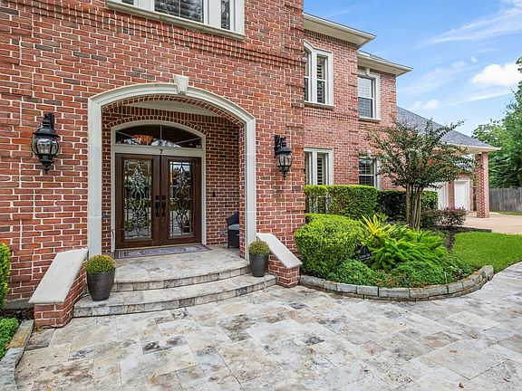 3rd image of 7 Silverloch Ct