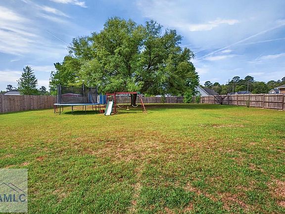 3rd image of 376 Cypress Creek Dr NE