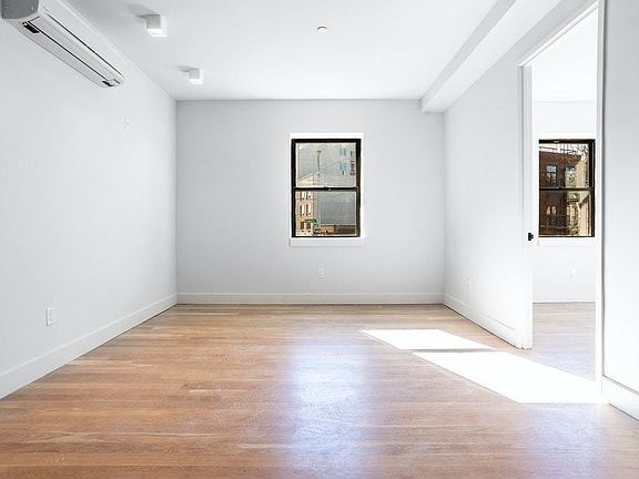 5th image of 287 Powers St #3Z
