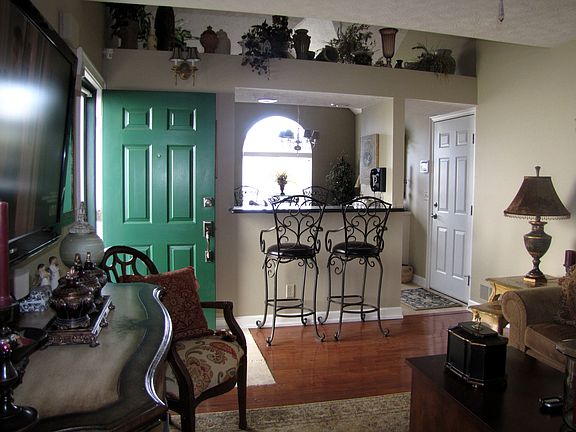 4th image of 2812 Granfield Ct
