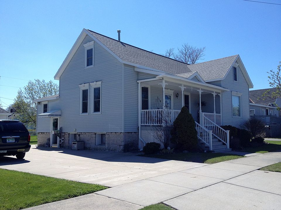 1st image of 118 W Campbell St