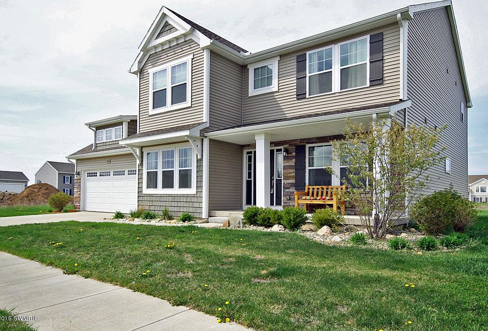 1st image of 10113 Canoe Cir