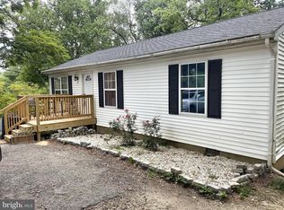 26290 Riverview Dr, Hollywood, MD 20636