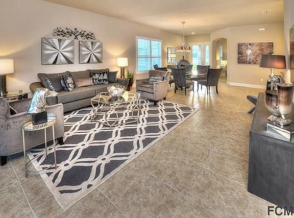 3rd image of 728 Aldenham Ln