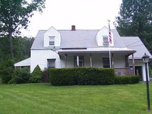 1st image of 444 Woodland Dr
