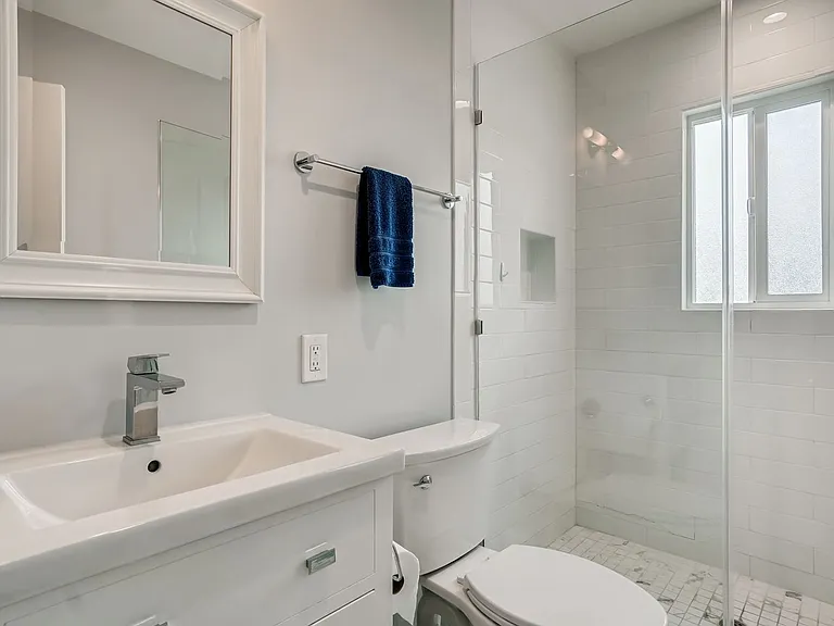1008 4th St — Photo 12
