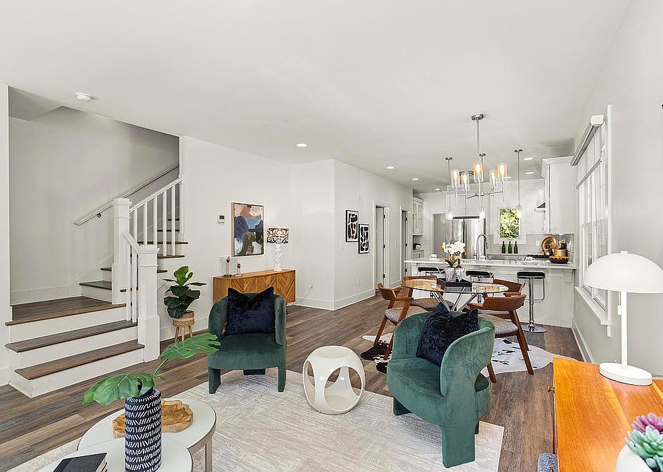 Huge open living dining area